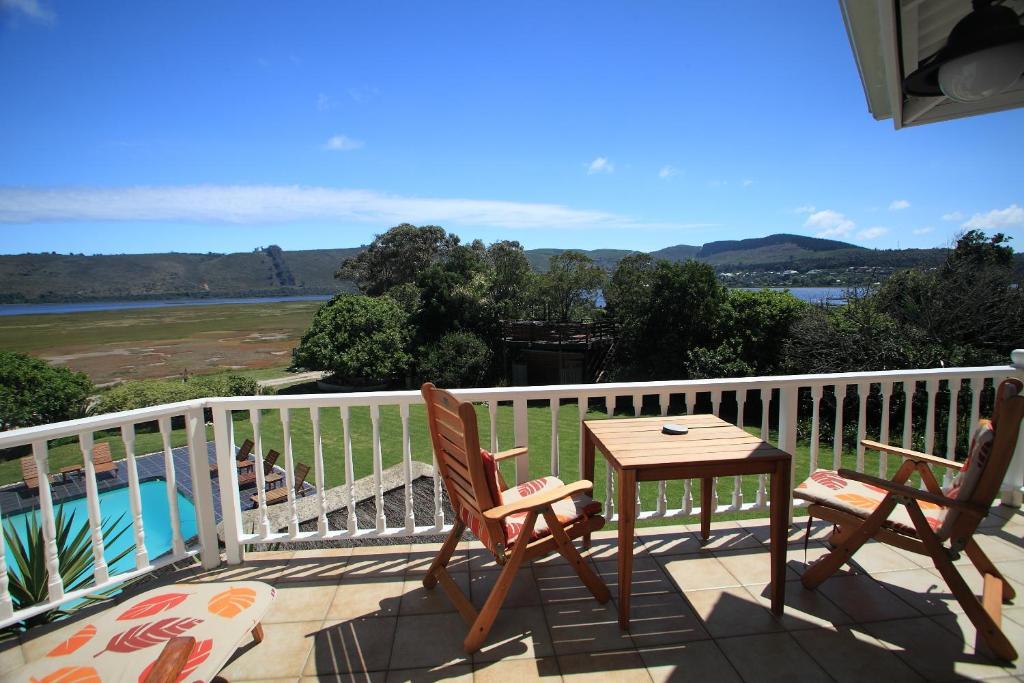 Waterfront Lodge Knysna Ruang foto